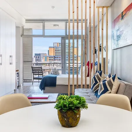 Backup-Powered Urban Sanctuary Near Table Mountain Apartment Cape Town Exterior photo